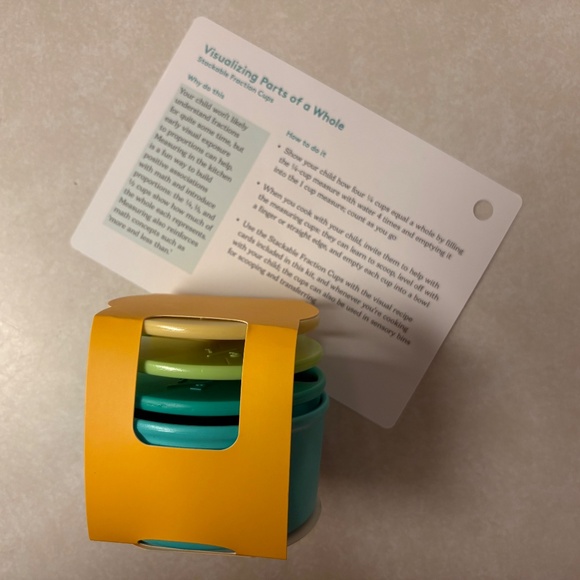 LOVEVERY Stackable Fraction Cups - The Analyst Play Kit Months 46, 47, 48 - Picture 2 of 3